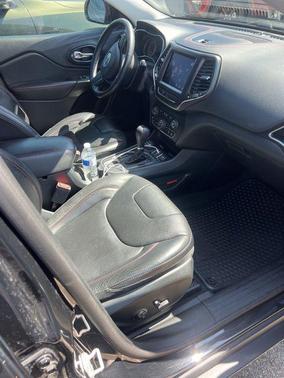 2019 Jeep Cherokee Trailhawk Elite