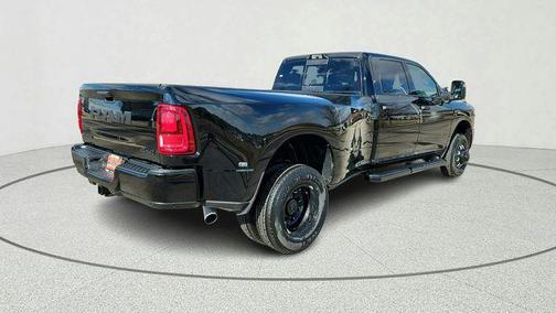 2026 RAM 3500 Big Horn Crew Cab 4x4 8' Box