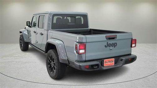 2025 Jeep Gladiator Nighthawk