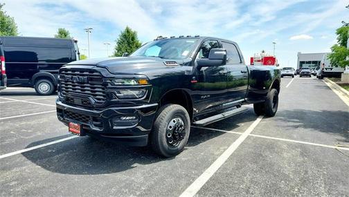 2025 RAM 3500 Big Horn Crew Cab 4x4 8' Box