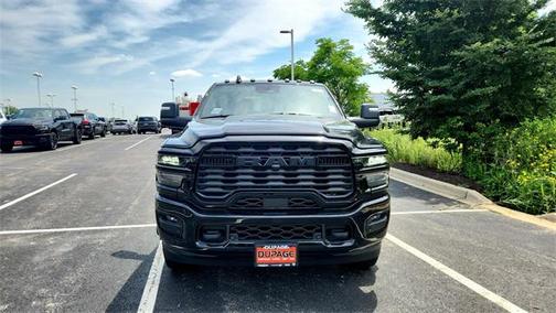2025 RAM 3500 Big Horn Crew Cab 4x4 8' Box