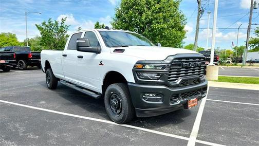 2025 RAM 2500 Tradesman Crew Cab 4x4 8' Box