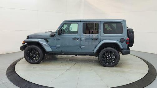 Anvil Clearcoat 2025 Jeep Wrangler 4xe Sahara