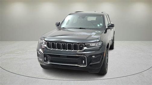 2022 Jeep Grand Cherokee Overland