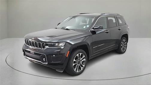 2022 Jeep Grand Cherokee Overland