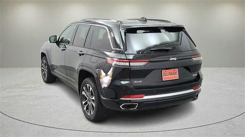 2022 Jeep Grand Cherokee Overland