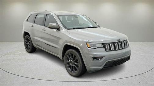 2022 Jeep Grand Cherokee Altitude