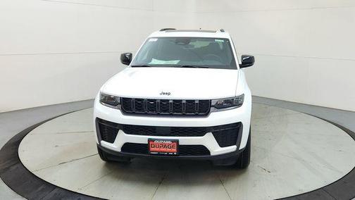 Bright White Clearcoat 2026 Jeep Grand Cherokee L Altitude