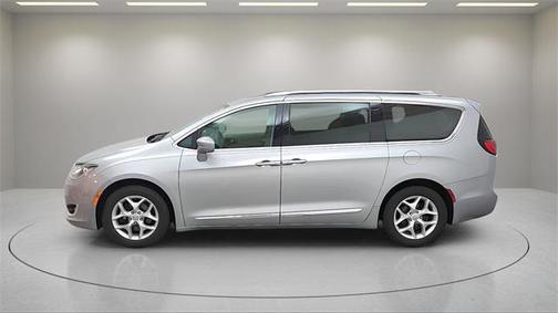2019 Chrysler Pacifica Touring-L Plus