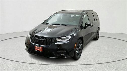 2026 Chrysler Pacifica L