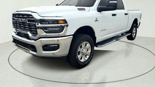 Bright White Clearcoat 2026 RAM 2500 Big Horn Crew Cab 4x4 6'4' Box