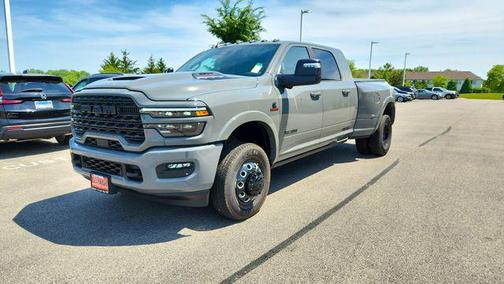 Ceramic Gray Clearcoat 2026 RAM 3500 Limited Mega Cab 4x4 6'4' Box