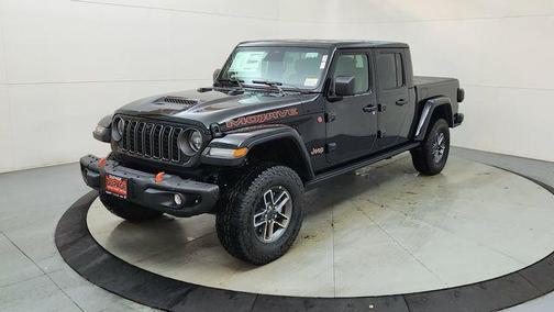 Black Clearcoat 2026 Jeep Gladiator Mojave X 4x4