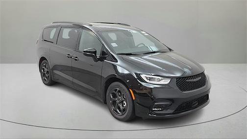 2025 Chrysler Pacifica Hybrid Premium S Appearance Pkg