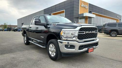 Diamond Black Crystal Pearlcoat 2024 RAM 2500 Big Horn Crew Cab 4x4 6'4' Box