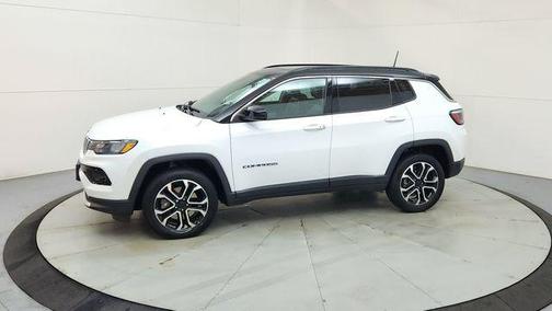 Bright White Clearcoat 2023 Jeep Compass Limited