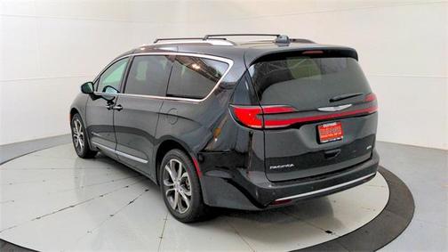 2021 Chrysler Pacifica L
