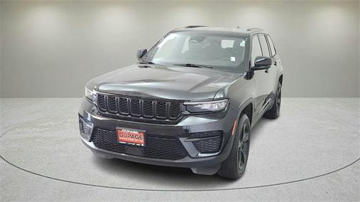 2022 Jeep Grand Cherokee Altitude
