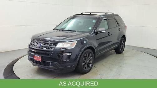 SHADOW BLACK 2018 Ford Explorer XLT