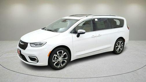 2026 Chrysler Pacifica L
