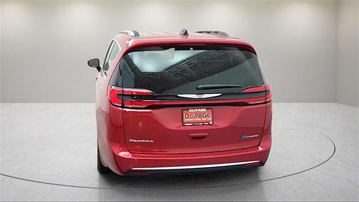 2025 Chrysler Pacifica L
