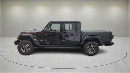 2025 Jeep Gladiator Mojave X