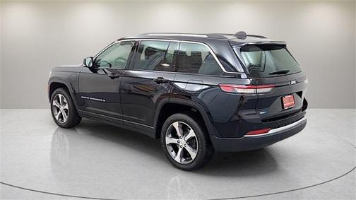 2022 Jeep Grand Cherokee 4xe Base