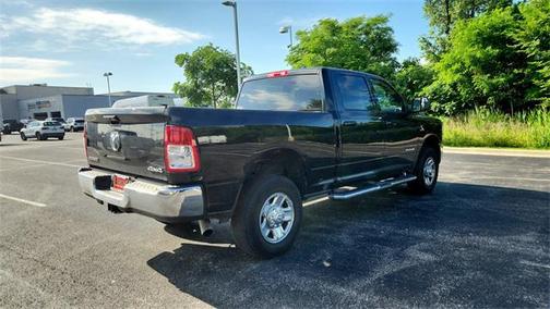 2022 RAM 2500 Big Horn Crew Cab 4x4 6'4' Box