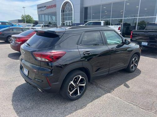 Mosaic Black Metallic 2023 Chevrolet Trailblazer RS