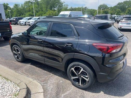 Mosaic Black Metallic 2023 Chevrolet Trailblazer RS