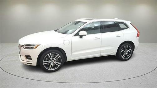 2021 Volvo XC60 Recharge Plug-In Hybrid T8 Inscription Expression