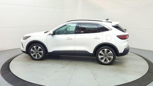 STAR WHITE METALLIC TRI-COAT 2023 Ford Escape Platinum