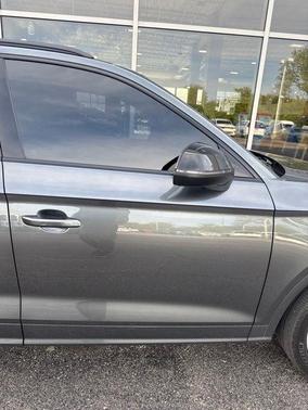 Daytona Gray Pearl Effect 2020 Audi SQ5 3.0T Premium Plus