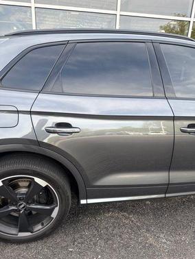 Daytona Gray Pearl Effect 2020 Audi SQ5 3.0T Premium Plus