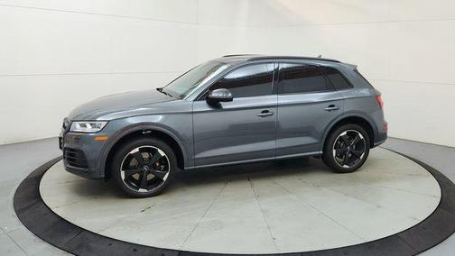 Daytona Gray Pearl Effect 2020 Audi SQ5 3.0T Premium Plus