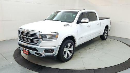 Bright White Clearcoat 2022 RAM 1500 Laramie