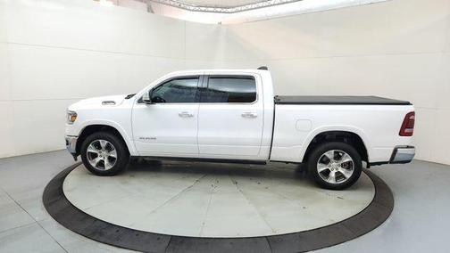 Bright White Clearcoat 2022 RAM 1500 Laramie