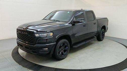 Diamond Black Crystal Pearlcoat 2025 RAM 1500 Big Horn/Lone Star