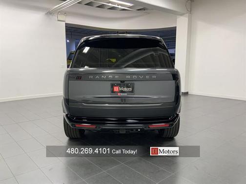 2025 Land Rover Range Rover P530 SE