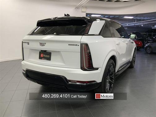 2025 Cadillac Escalade IQ Sport 2