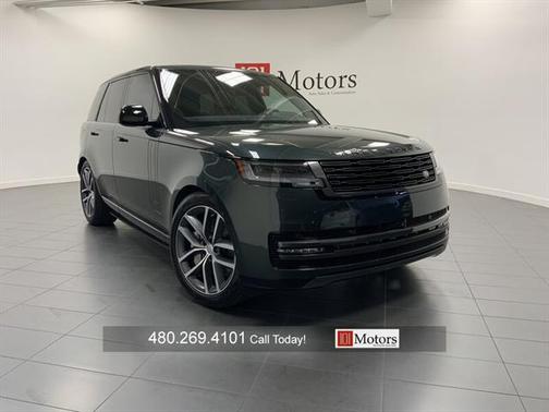 2025 Land Rover Range Rover P550e SE