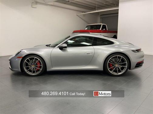 2020 Porsche 911 Carrera 4S
