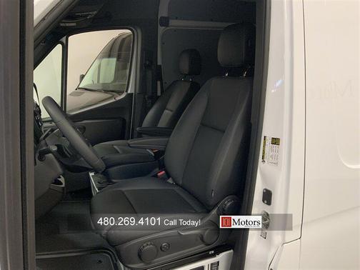 2025 Mercedes-Benz Sprinter 2500 Standard Roof