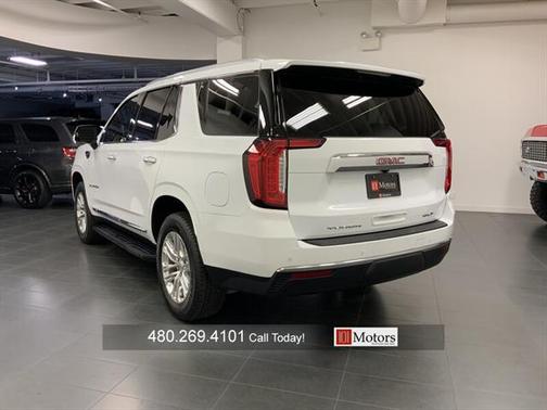 2024 GMC Yukon SLT