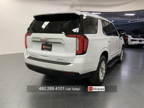 2024 GMC Yukon SLT