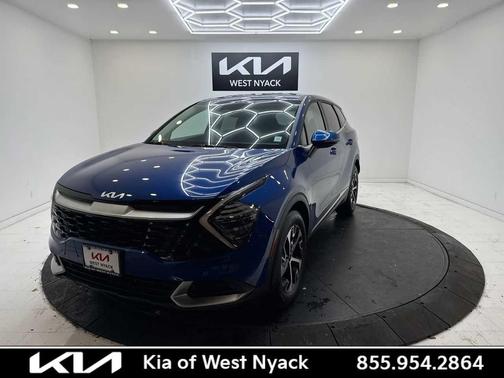 2025 Kia Sportage EX