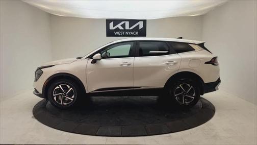 2024 Kia Sportage Hybrid LX