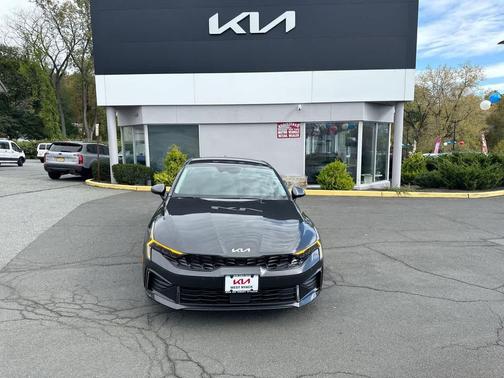 2025 Kia K5 LXS