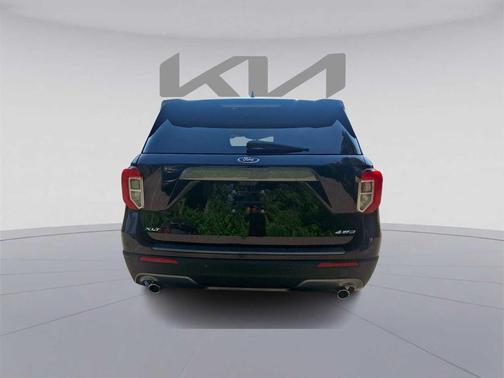 BK 2022 Ford Explorer XLT