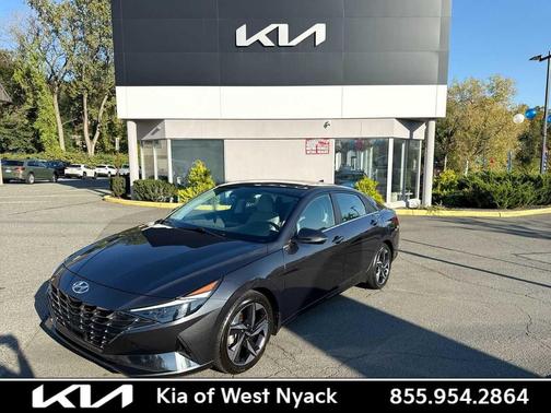2022 Hyundai ELANTRA Limited